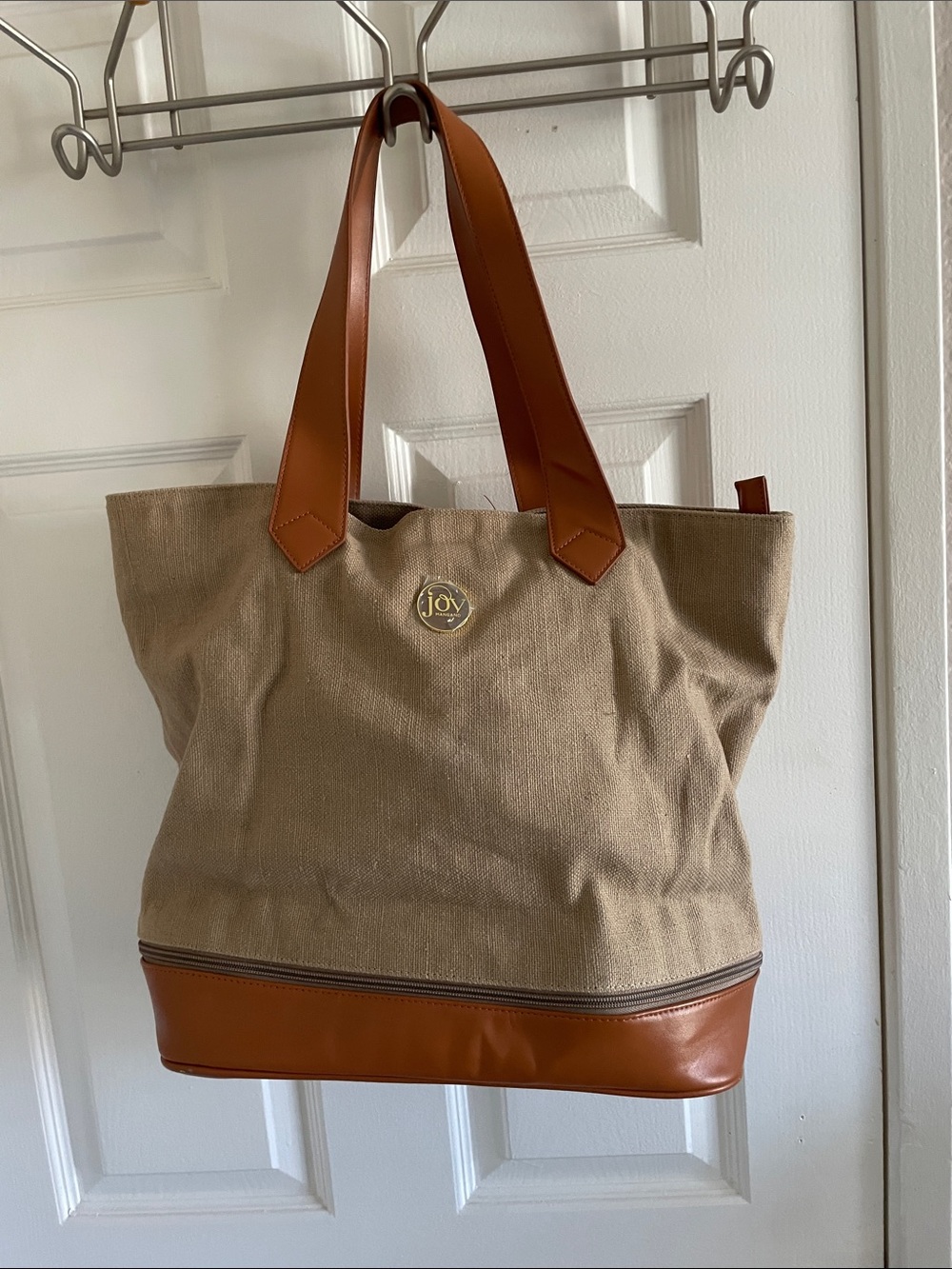 JOY Canvas Tote with expandable bottom